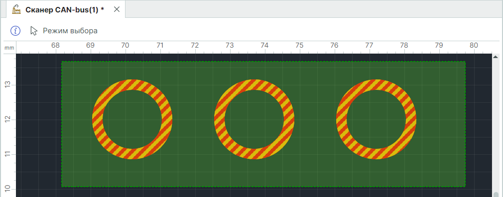 Рис. 5 Групповой выбор объектов областью с помощью инструмента «Выбрать»
